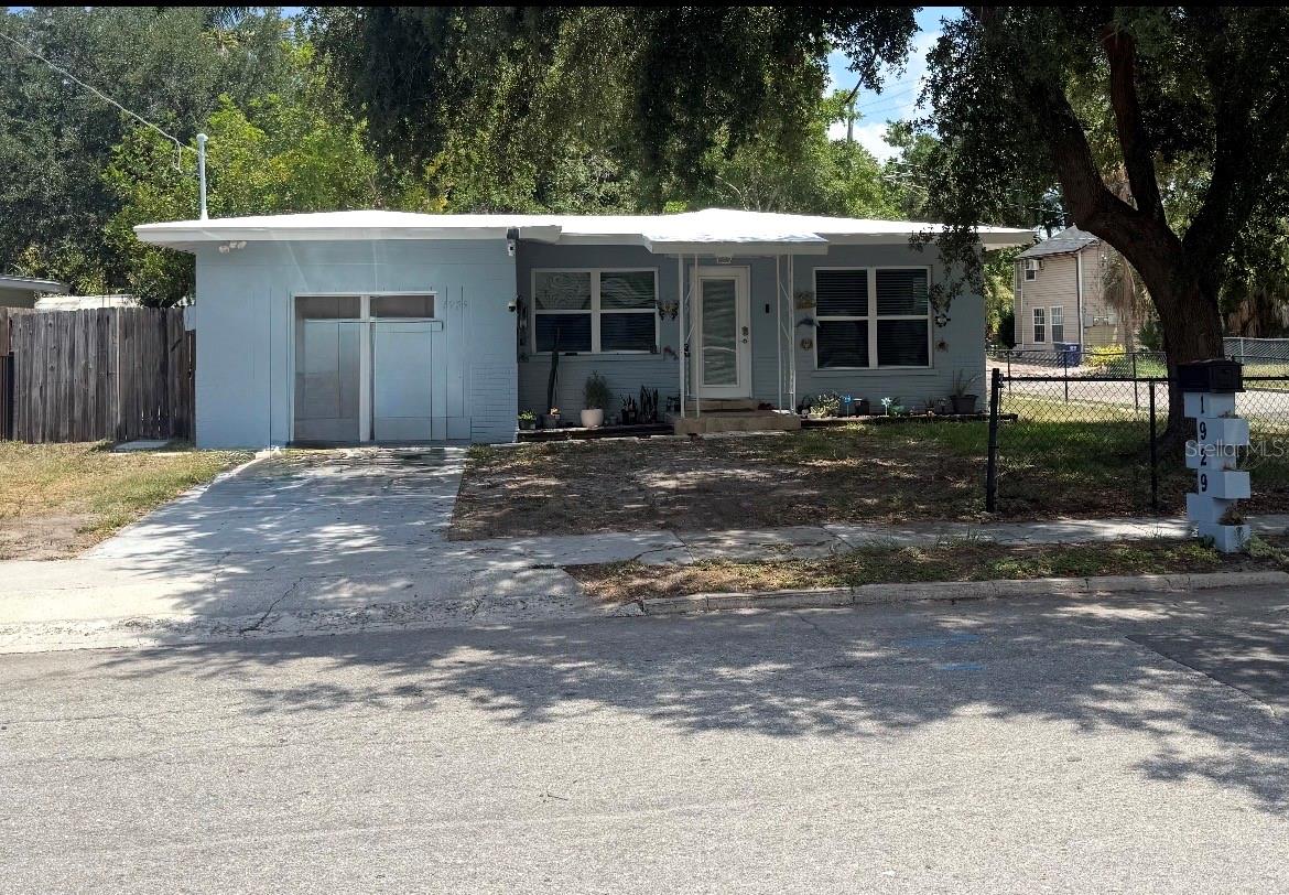 MANATEE GARDENS SECOND SEC - Residential