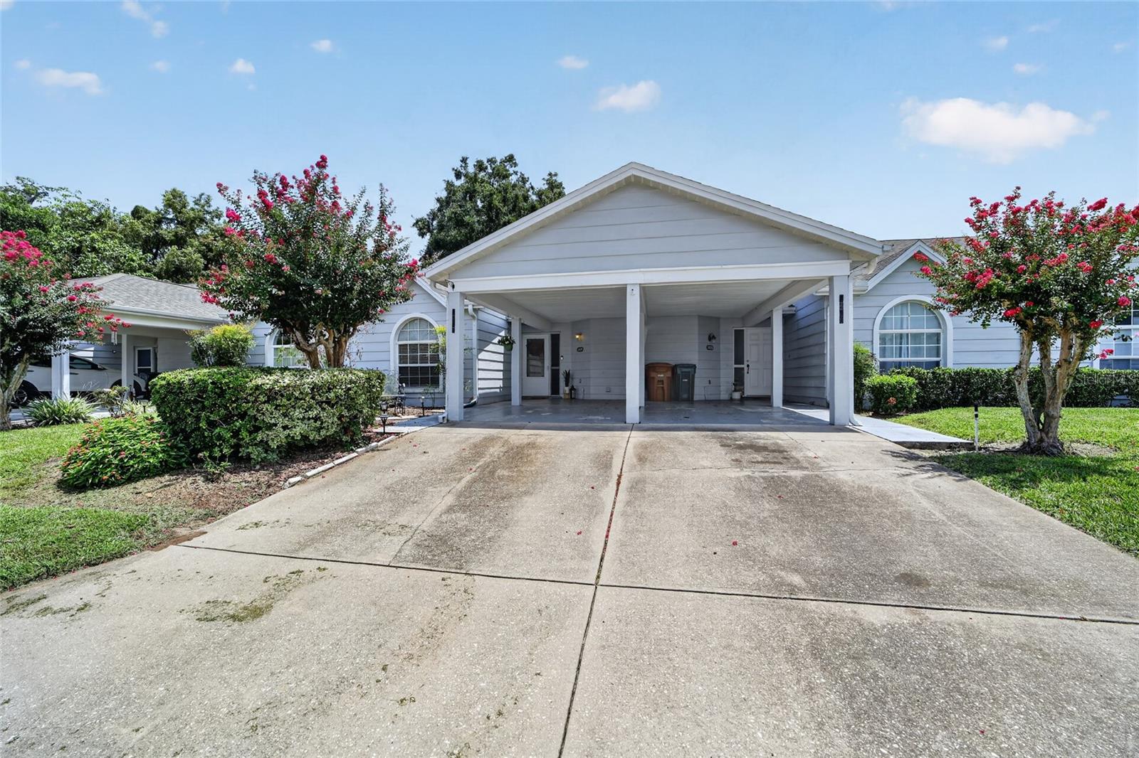 MAGNOLIA GARDEN VILLAS OR 1412/521 - Residential