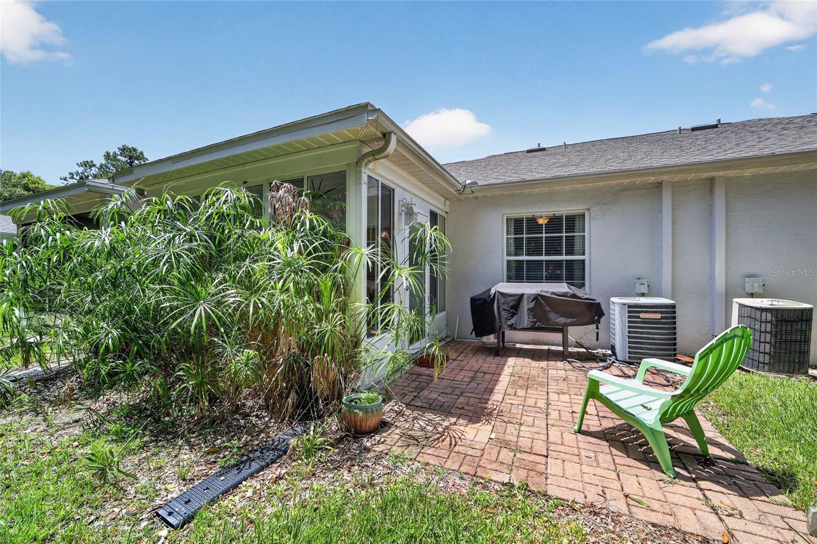 MAGNOLIA GARDEN VILLAS OR 1412/521 - Residential