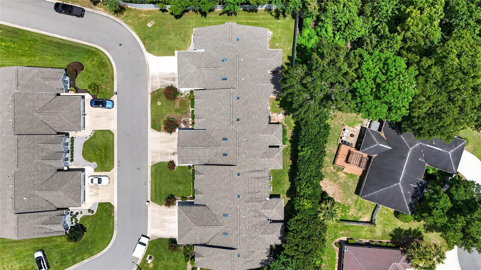 MAGNOLIA GARDEN VILLAS OR 1412/521 - Residential