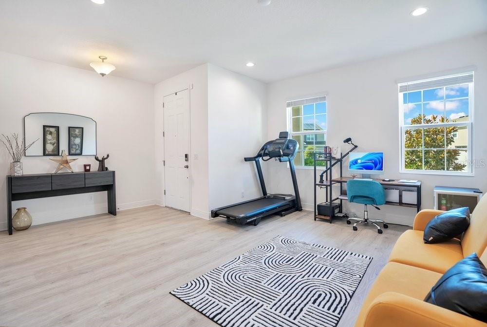 HANOVER LAKES PH 4 - Residential