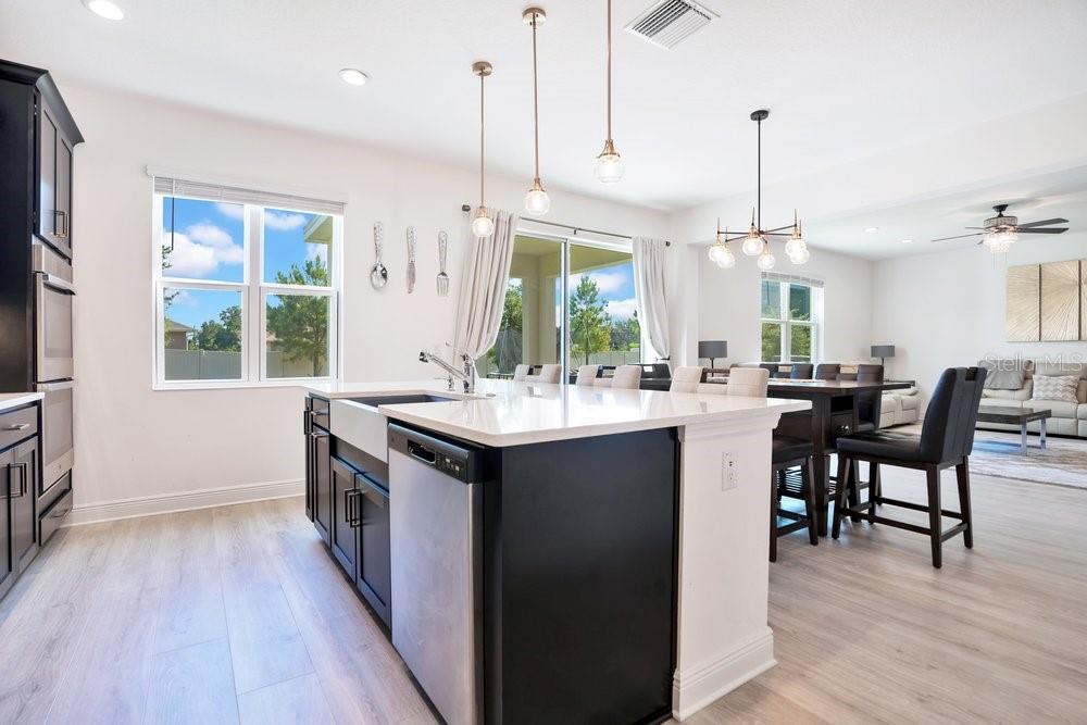 HANOVER LAKES PH 4 - Residential