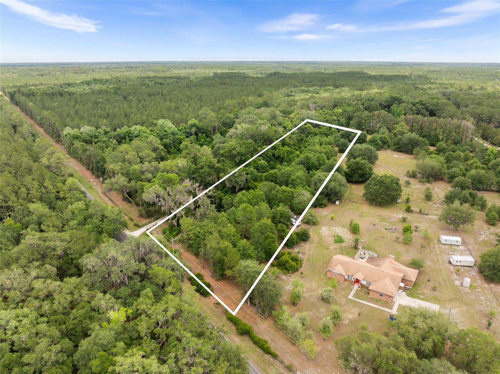 HAMMOCK RIDGE ESTATES - Land