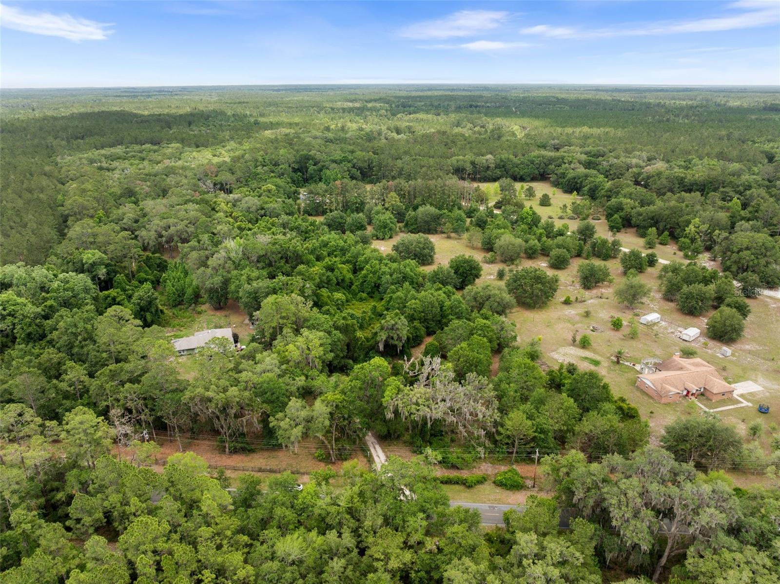 HAMMOCK RIDGE ESTATES - Land