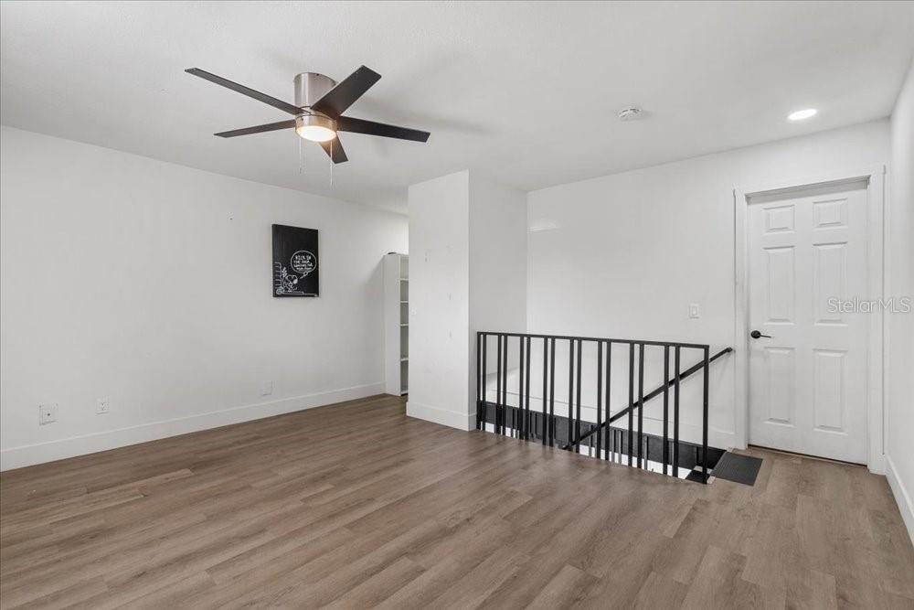 BLUFFS PH 2 CONDOMINUM - Residential Lease