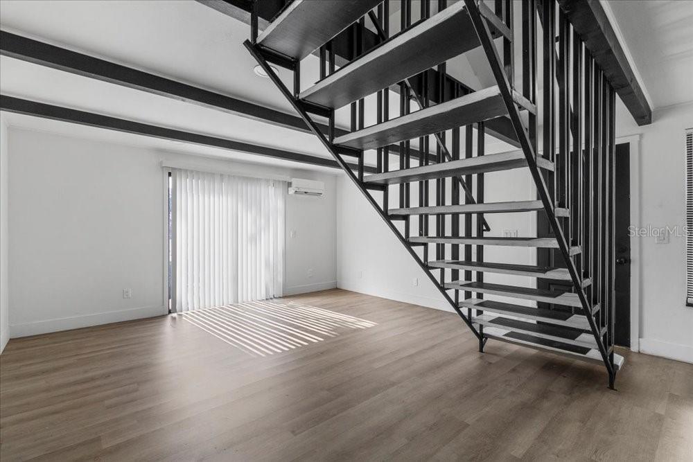 BLUFFS PH 2 CONDOMINUM - Residential Lease