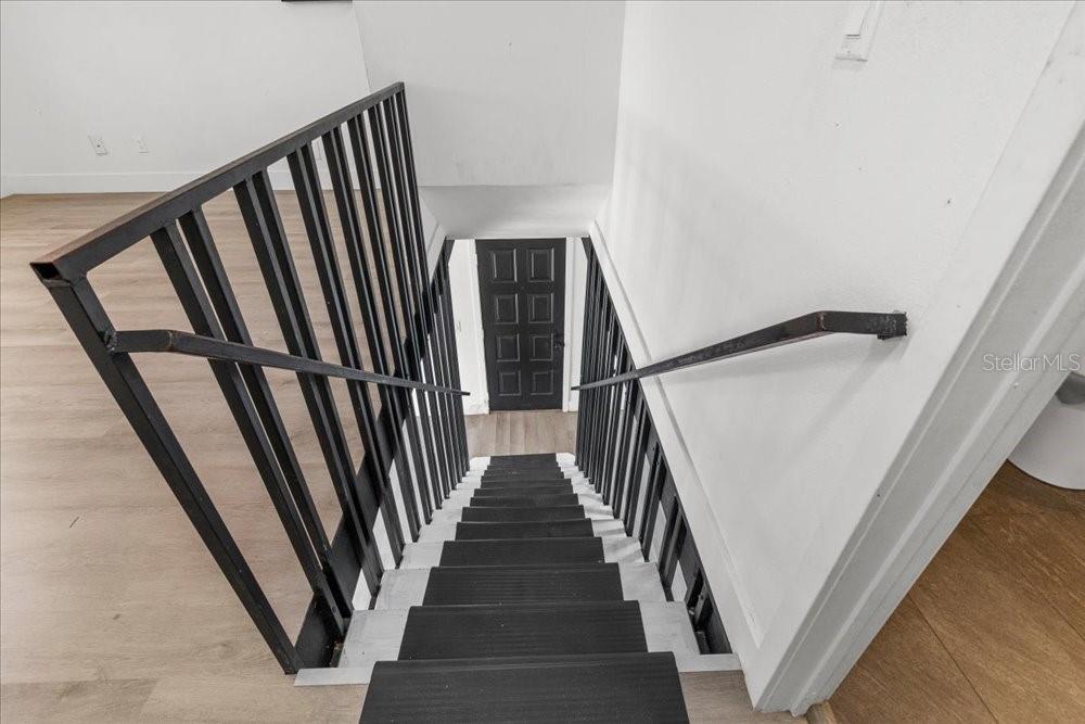 BLUFFS PH 2 CONDOMINUM - Residential Lease