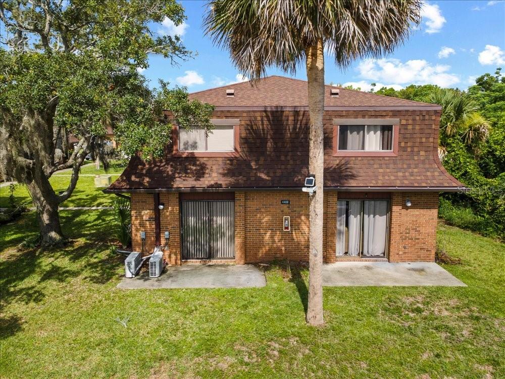 BLUFFS PH 2 CONDOMINUM - Residential Lease