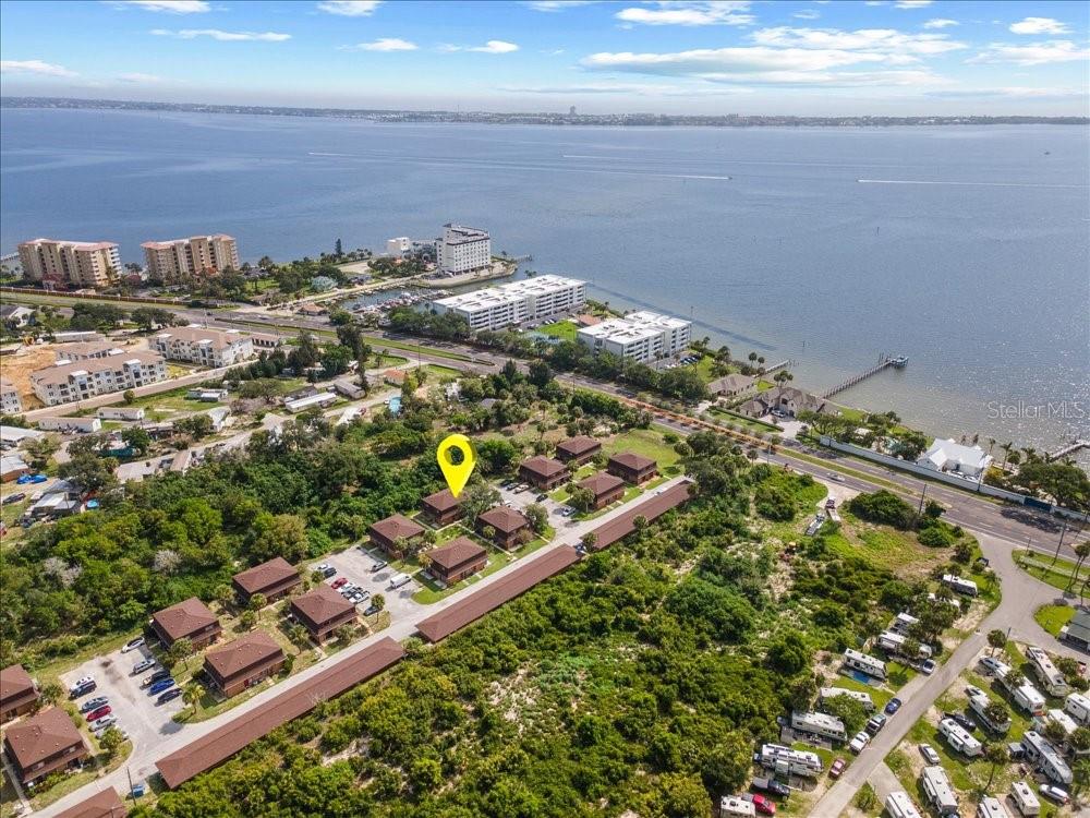 BLUFFS PH 2 CONDOMINUM - Residential Lease