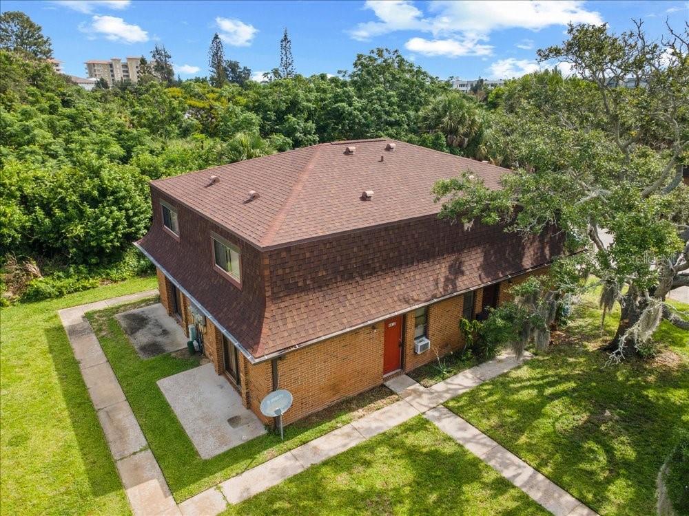 BLUFFS PH 2 CONDOMINUM - Residential Lease