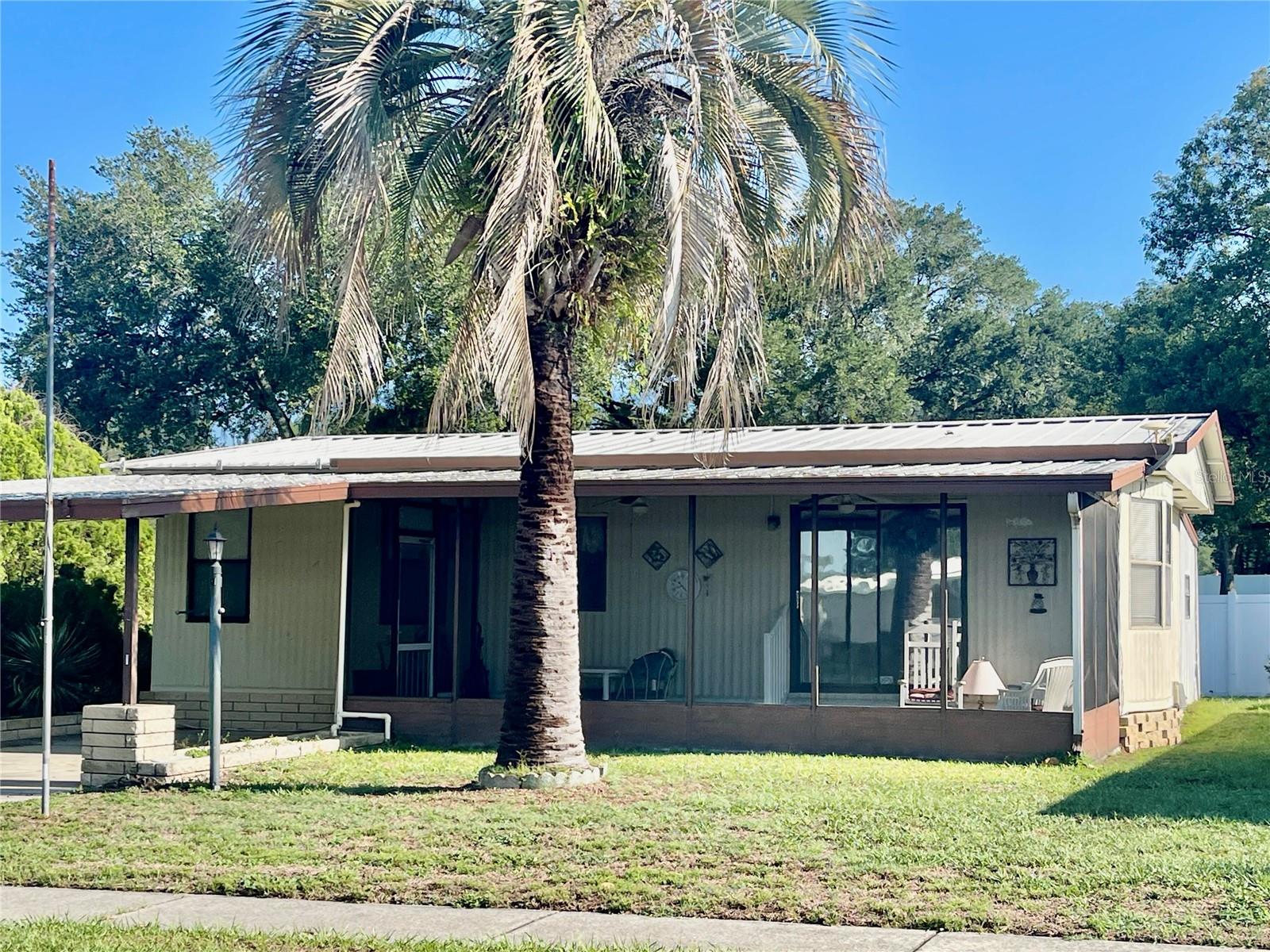 OAKS ROYAL - Residential