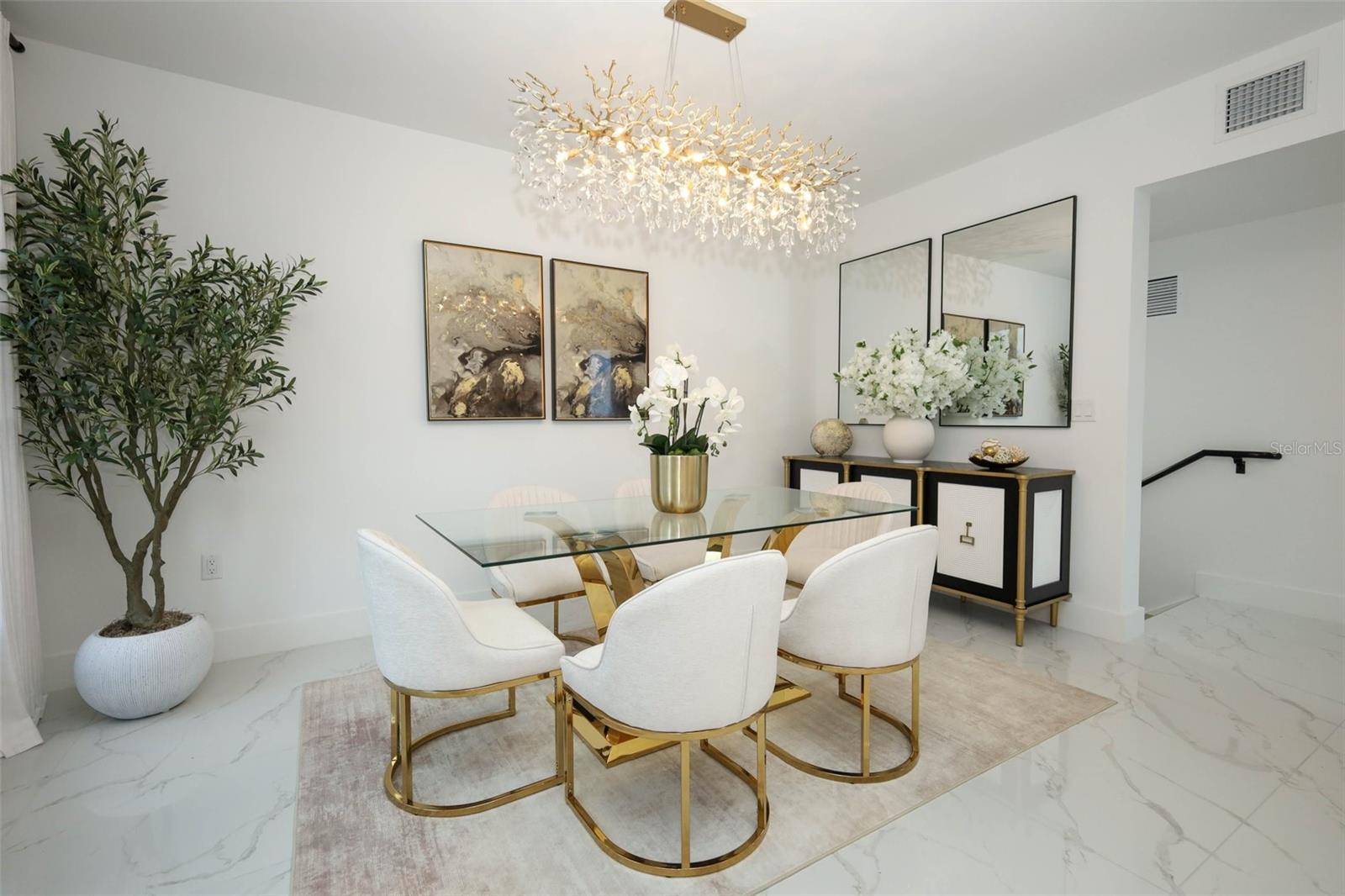 BAILEY BY THE SEA - Residential