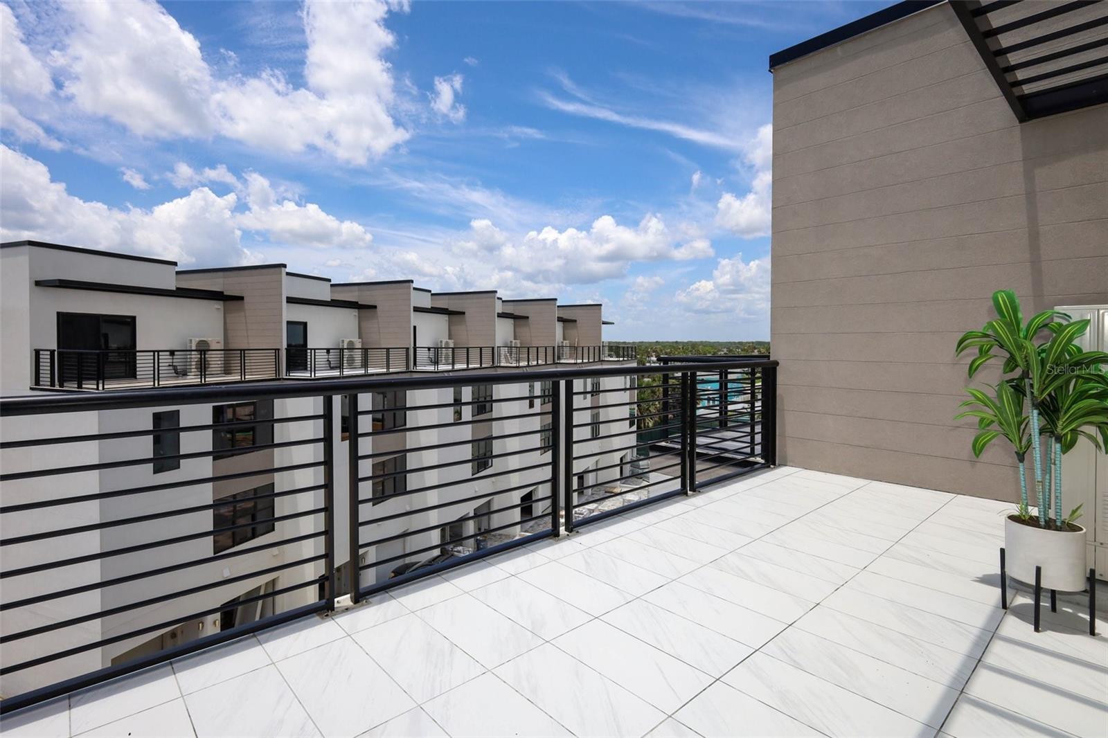 BAILEY BY THE SEA - Residential