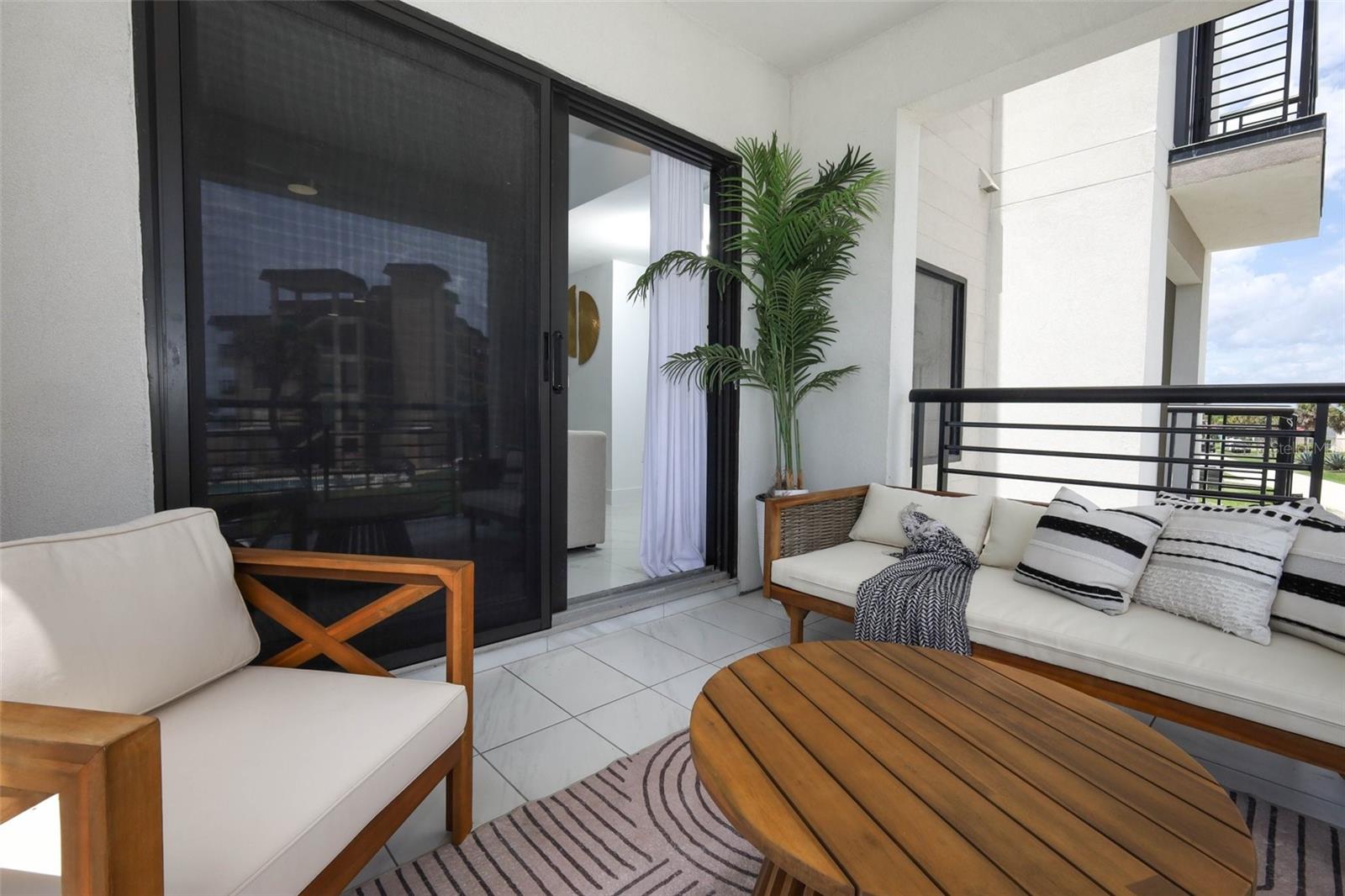 BAILEY BY THE SEA - Residential