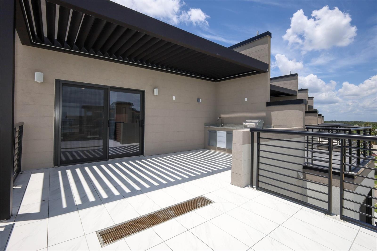 BAILEY BY THE SEA - Residential