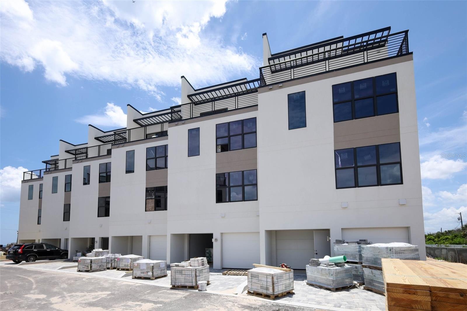 BAILEY BY THE SEA - Residential