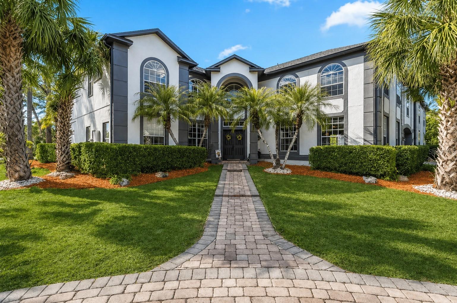 PICKETT DOWNS - Residential
