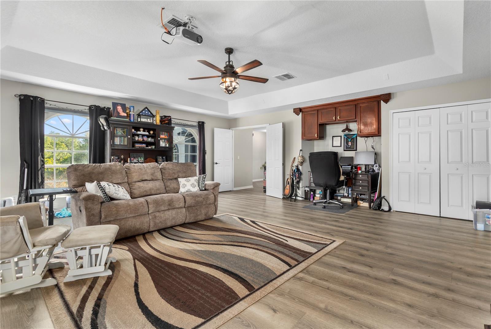 PICKETT DOWNS - Residential
