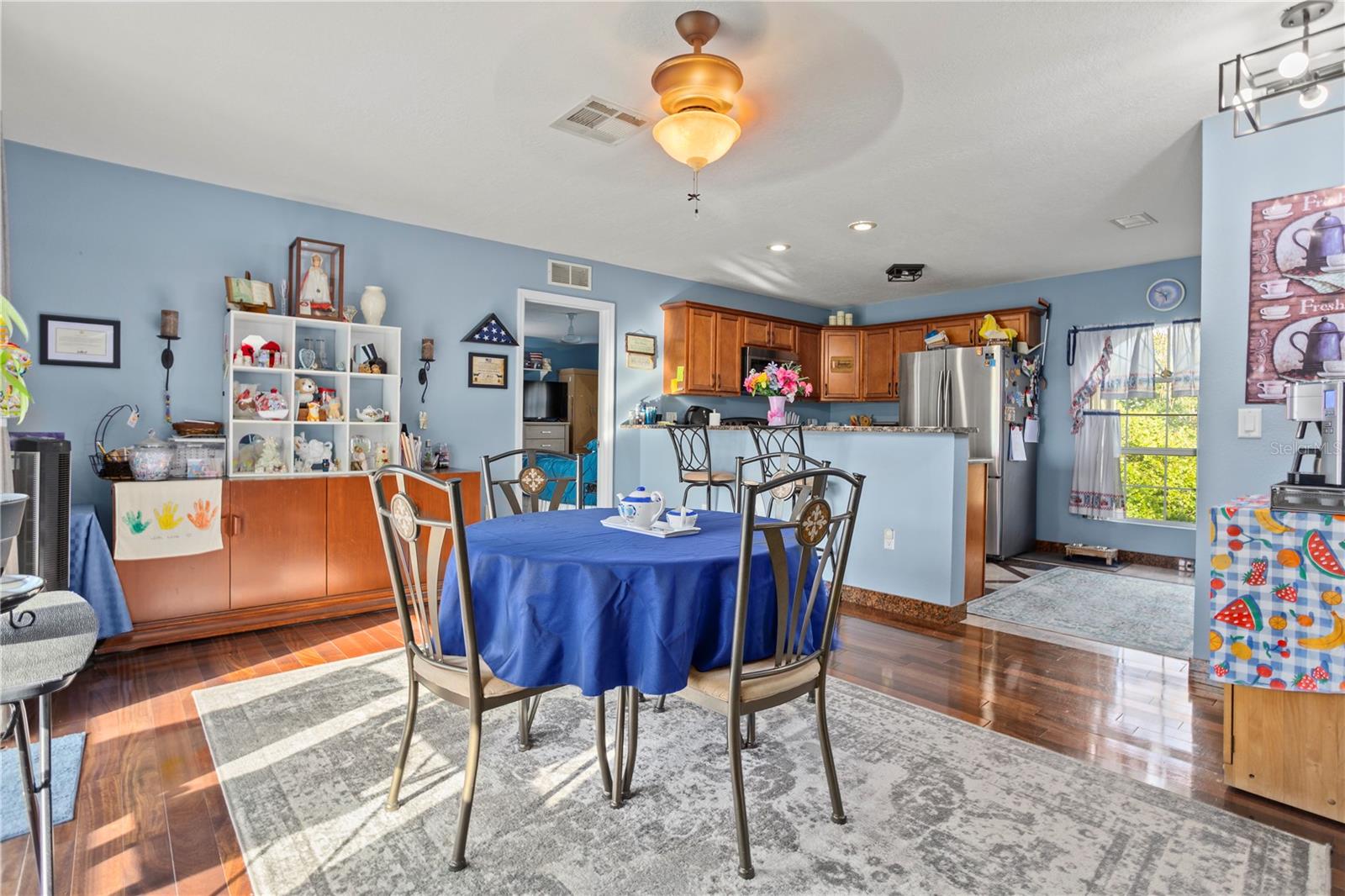 PICKETT DOWNS - Residential