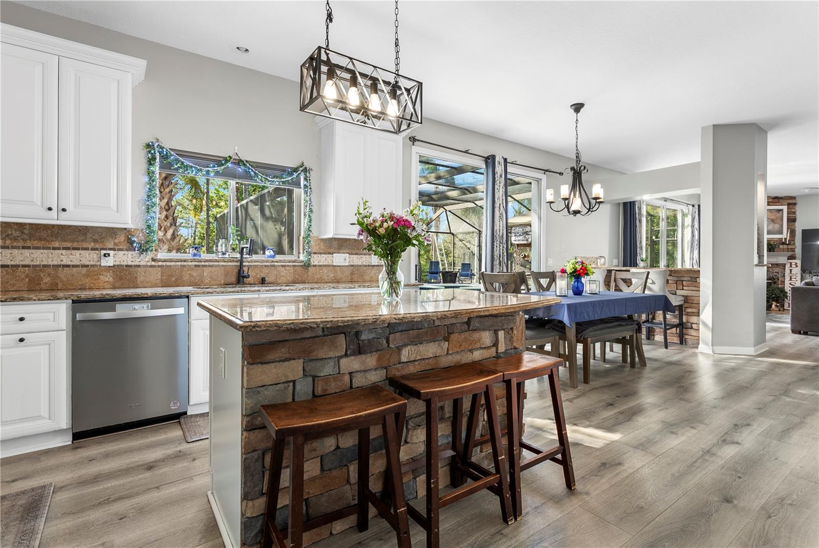 PICKETT DOWNS - Residential