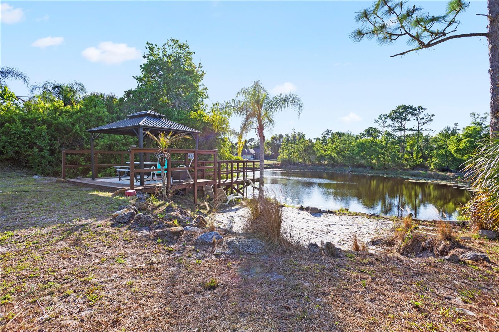 PICKETT DOWNS - Residential