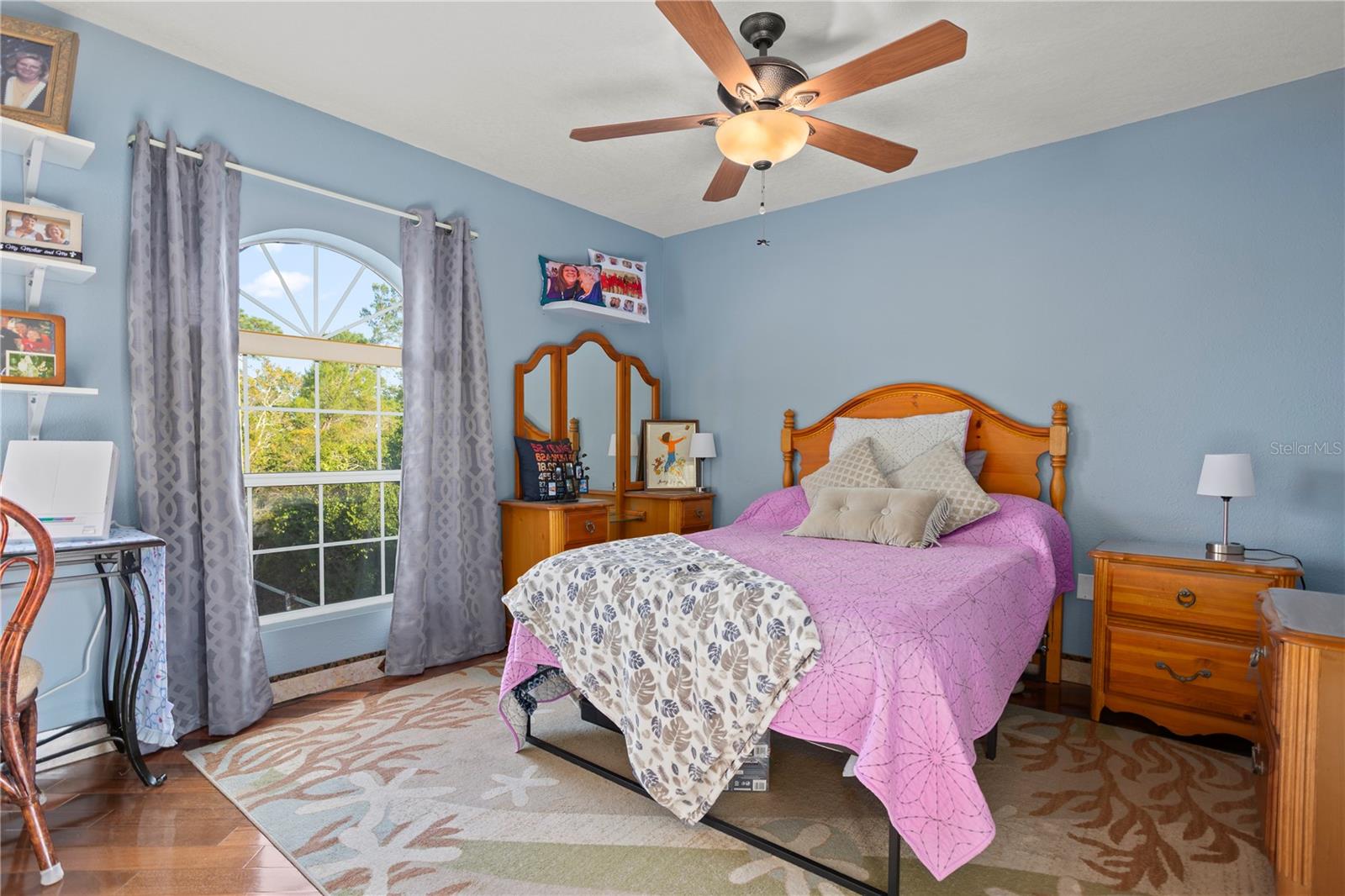 PICKETT DOWNS - Residential