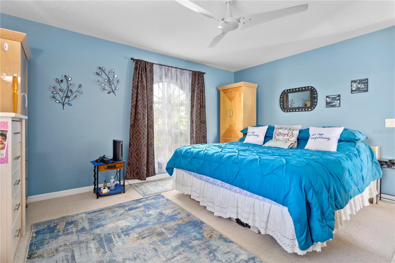 PICKETT DOWNS - Residential