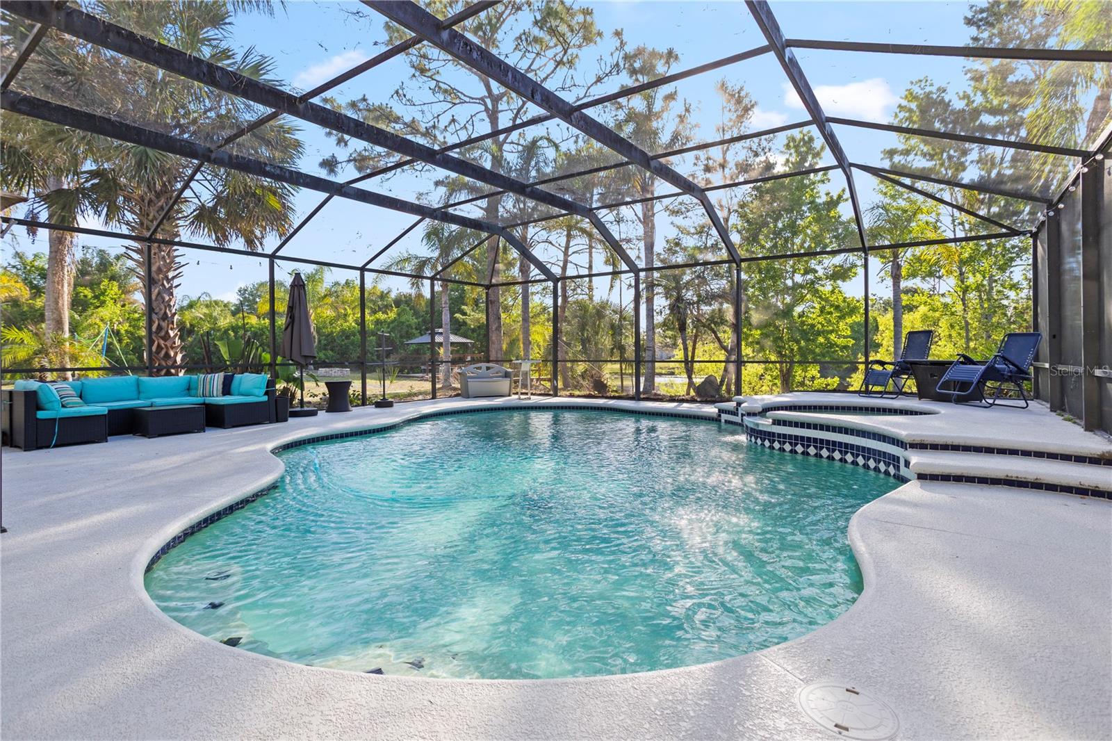 PICKETT DOWNS - Residential