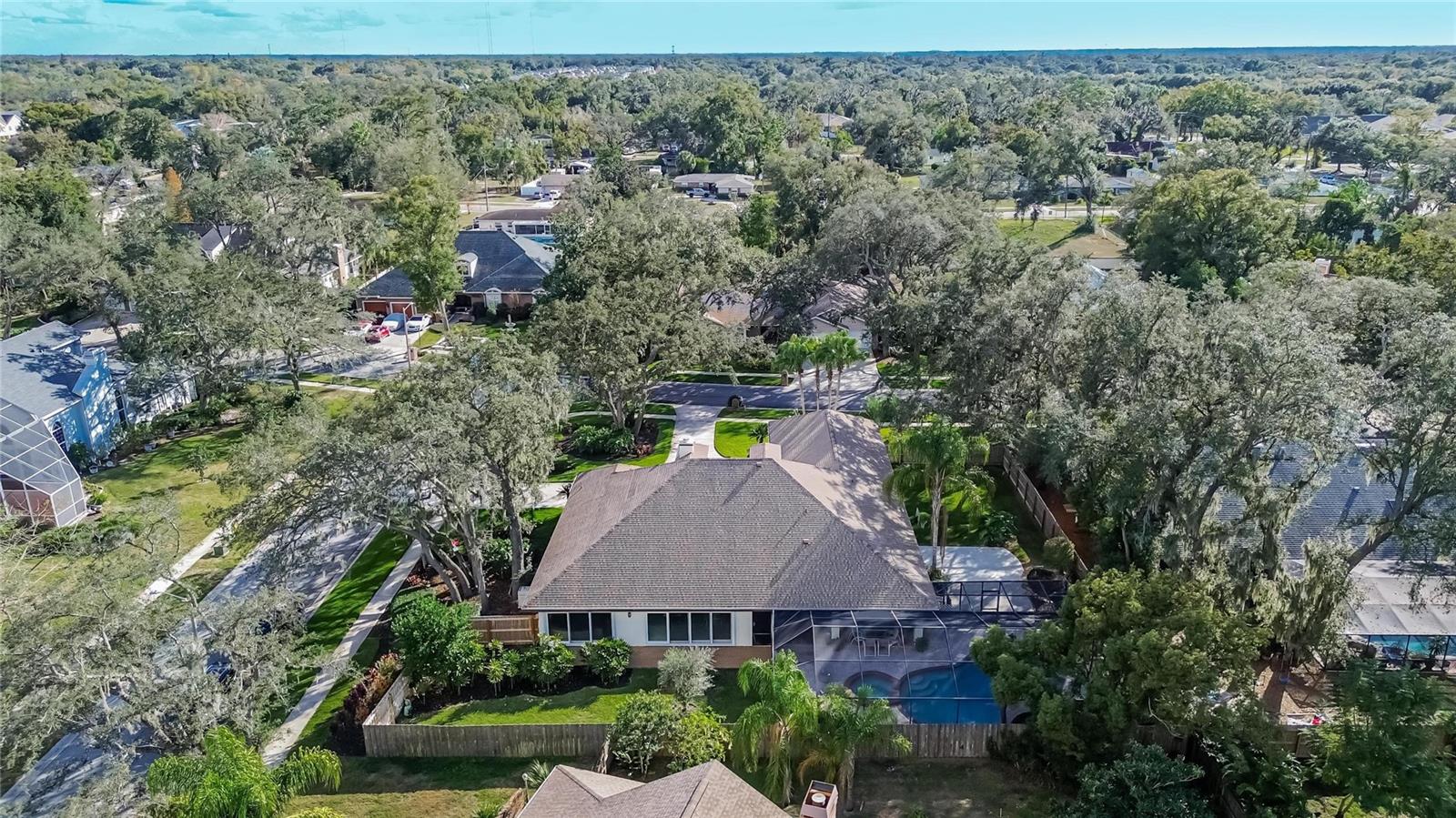 BARRINGTON OAKS EAST - Residential