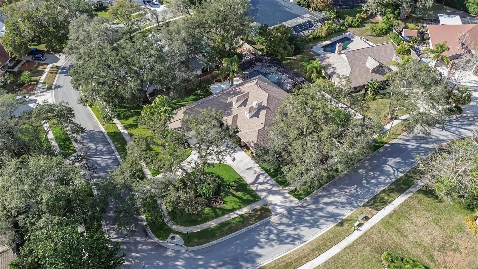 BARRINGTON OAKS EAST - Residential