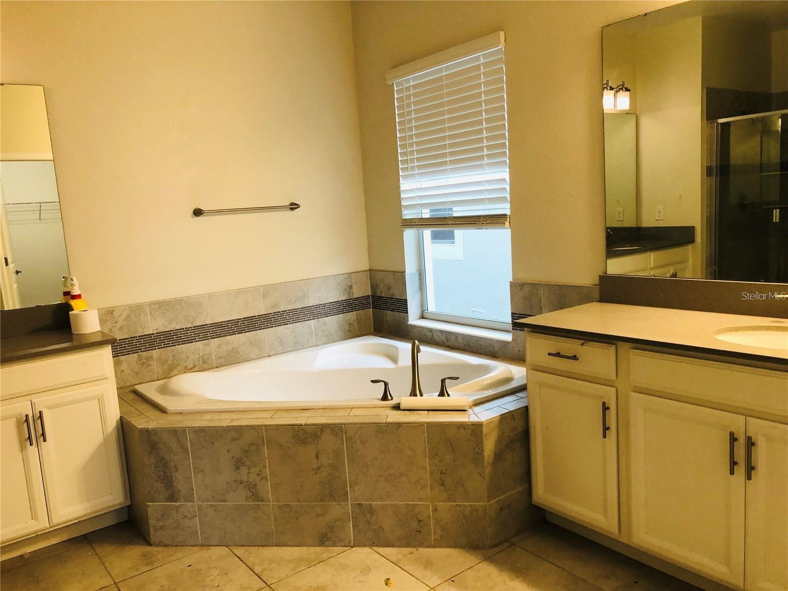 STOREY LAKE TR K - Residential Lease