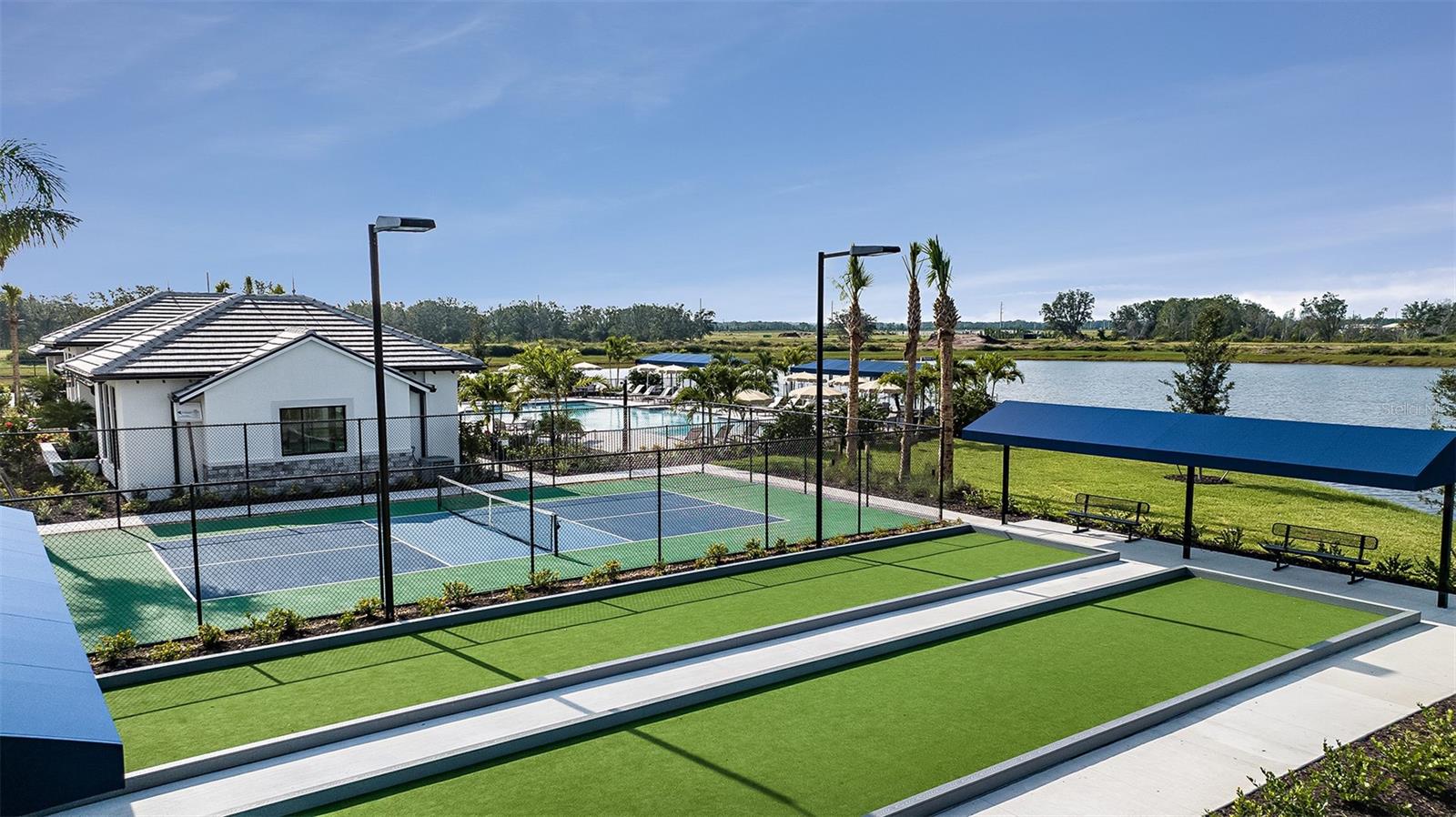 SWEETWATER VILLAS AT LAKEWOOD RANCH - Residential