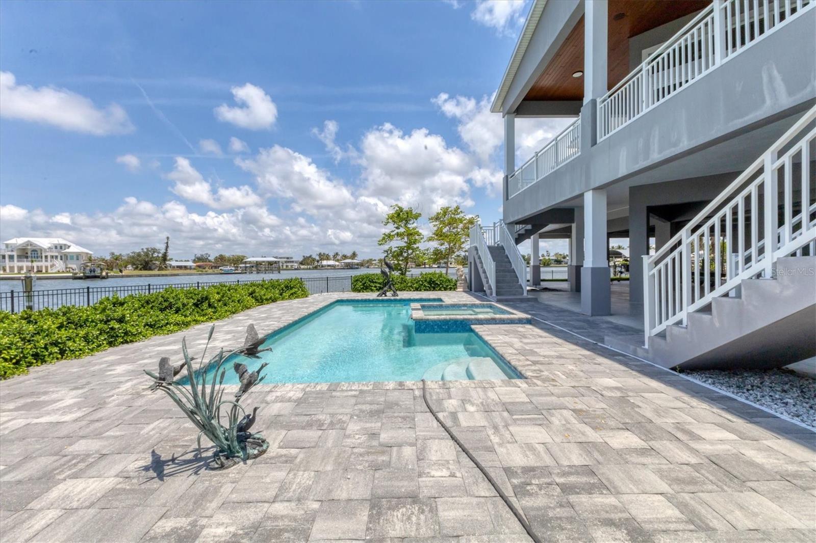CAPE HAZE SUB - Residential