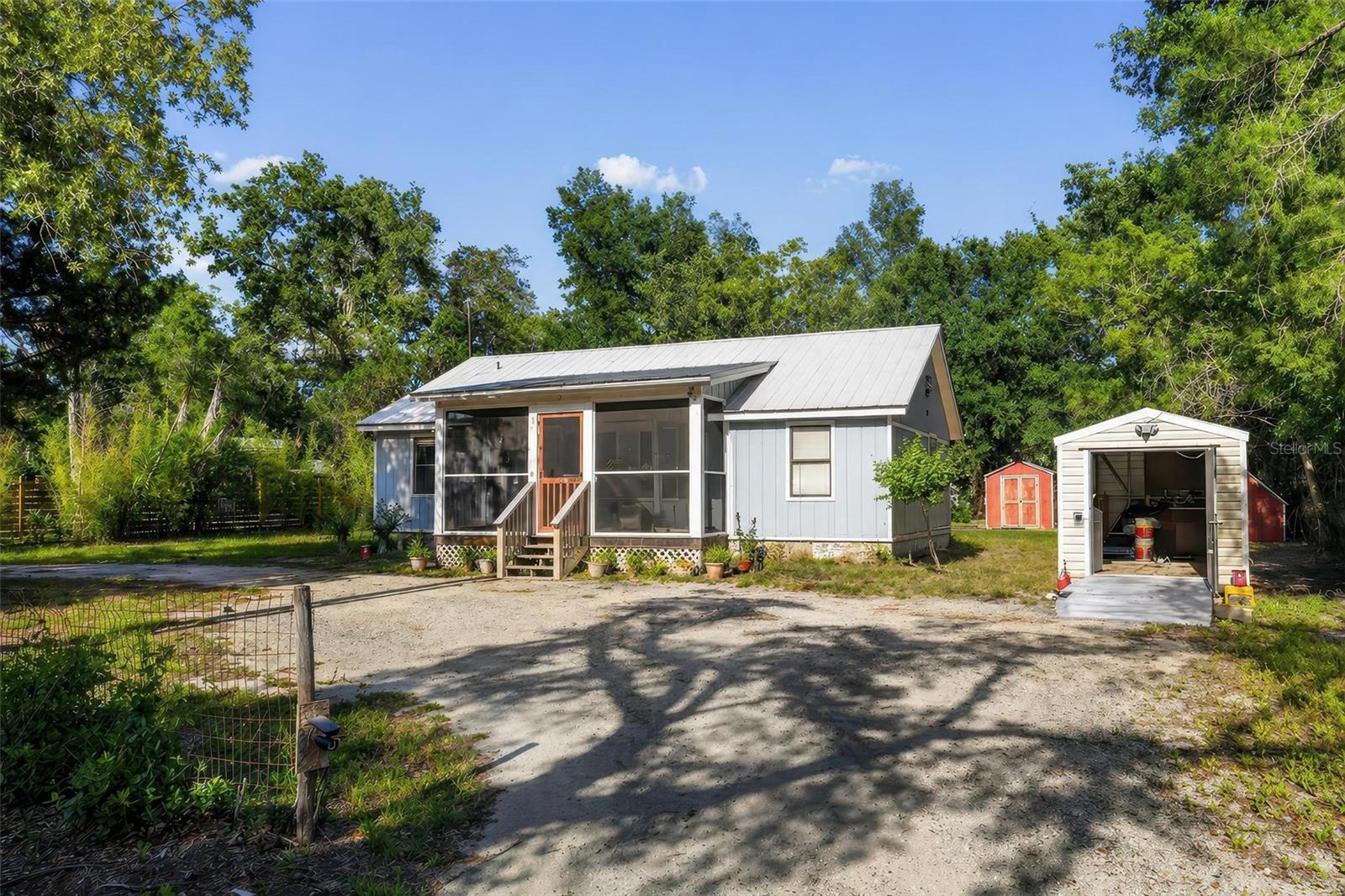EAST UMATILLA - Residential