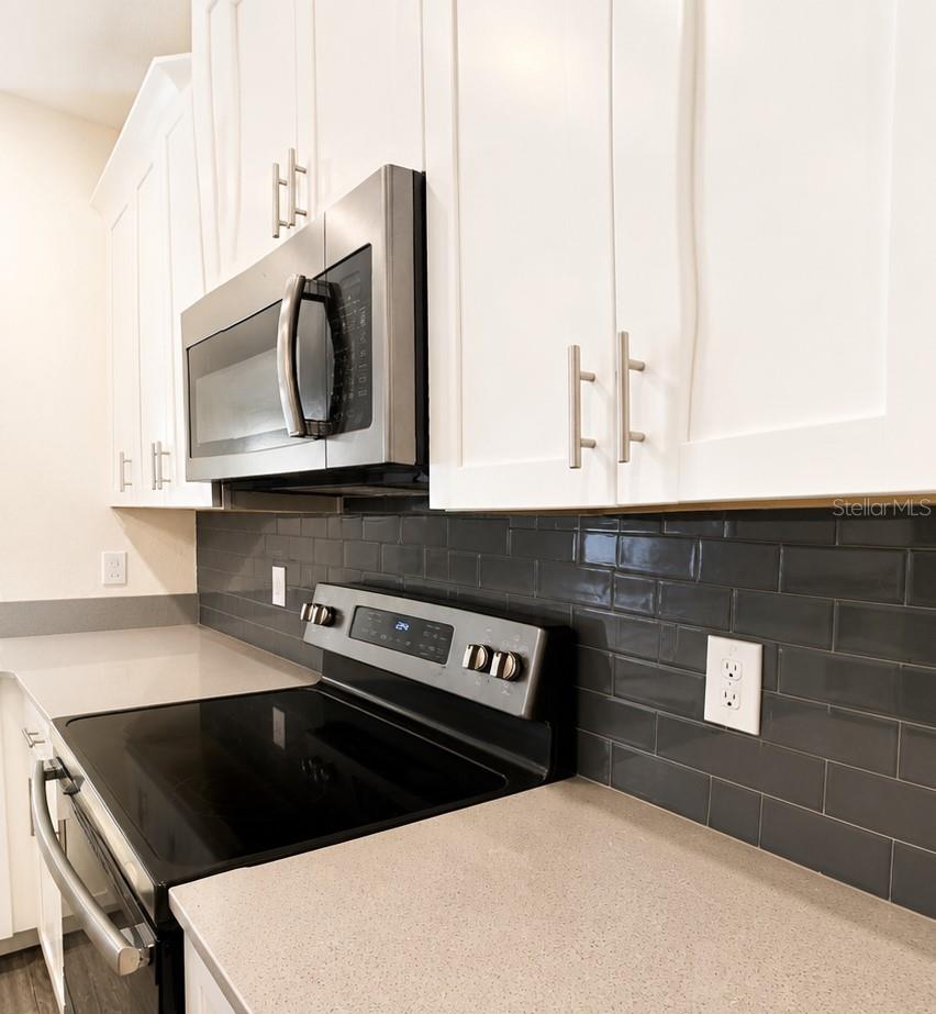 STOREY PK-PCL L - Residential