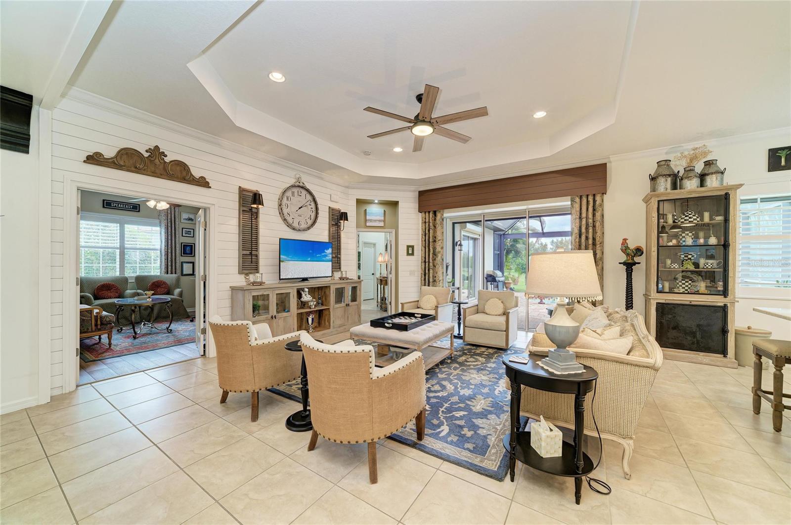 COUNTRY CLUB EAST AT LAKEWD RNCH QQ1 2B - Residential