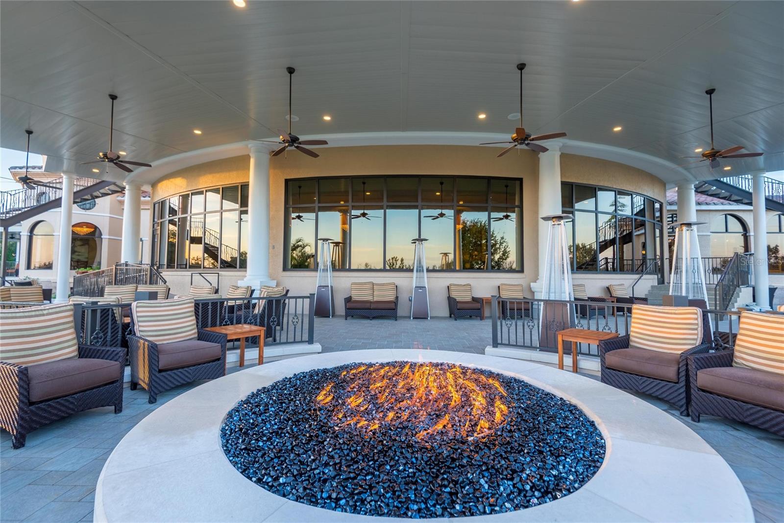 COUNTRY CLUB EAST AT LAKEWD RNCH QQ1 2B - Residential