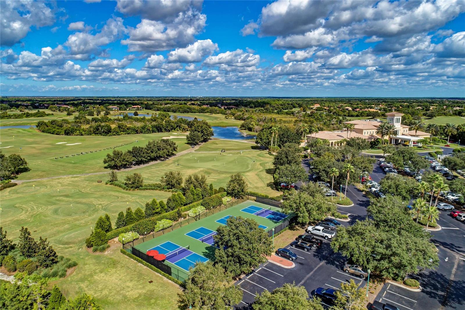 COUNTRY CLUB EAST AT LAKEWD RNCH QQ1 2B - Residential