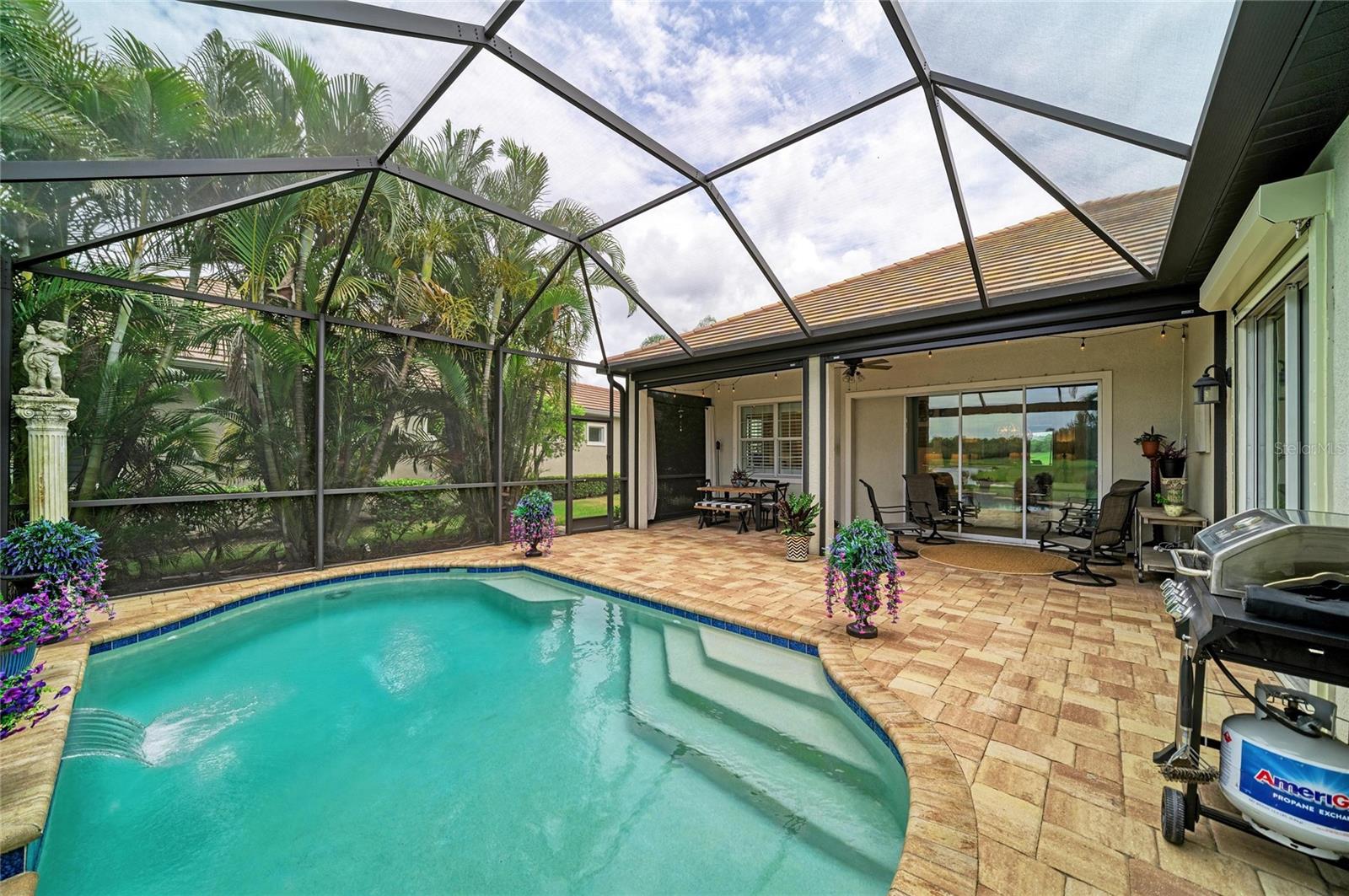 COUNTRY CLUB EAST AT LAKEWD RNCH QQ1 2B - Residential