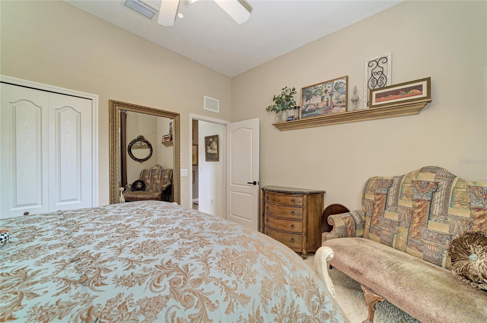 COUNTRY CLUB EAST AT LAKEWD RNCH QQ1 2B - Residential