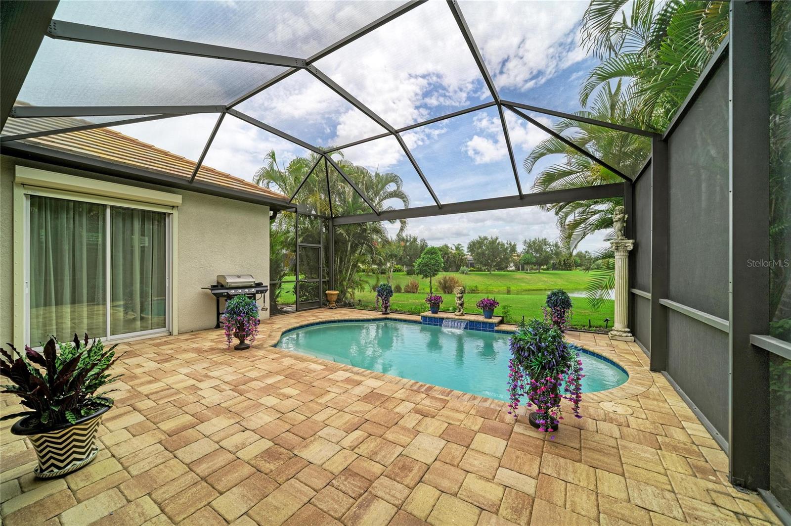 COUNTRY CLUB EAST AT LAKEWD RNCH QQ1 2B - Residential