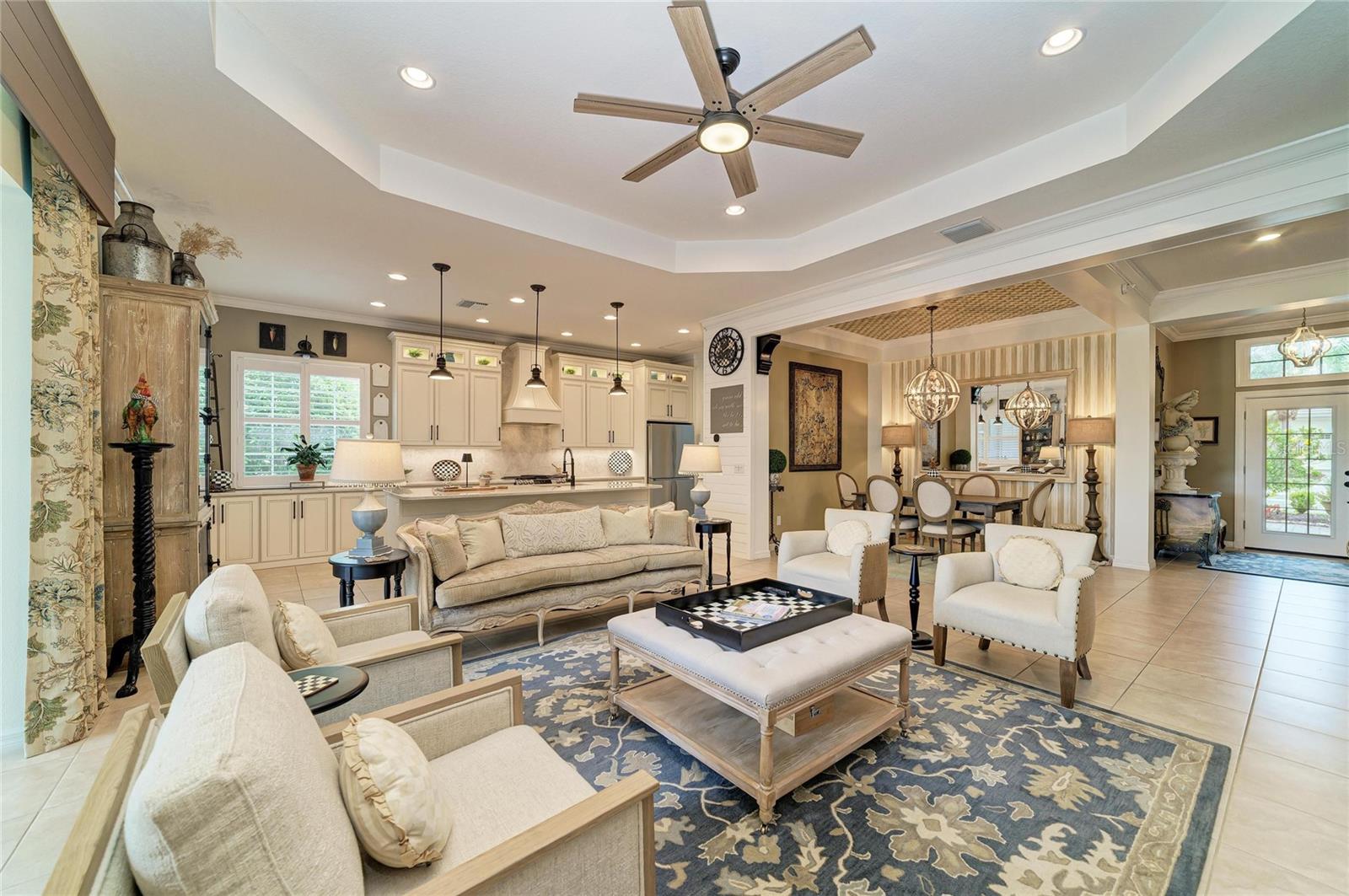 COUNTRY CLUB EAST AT LAKEWD RNCH QQ1 2B - Residential