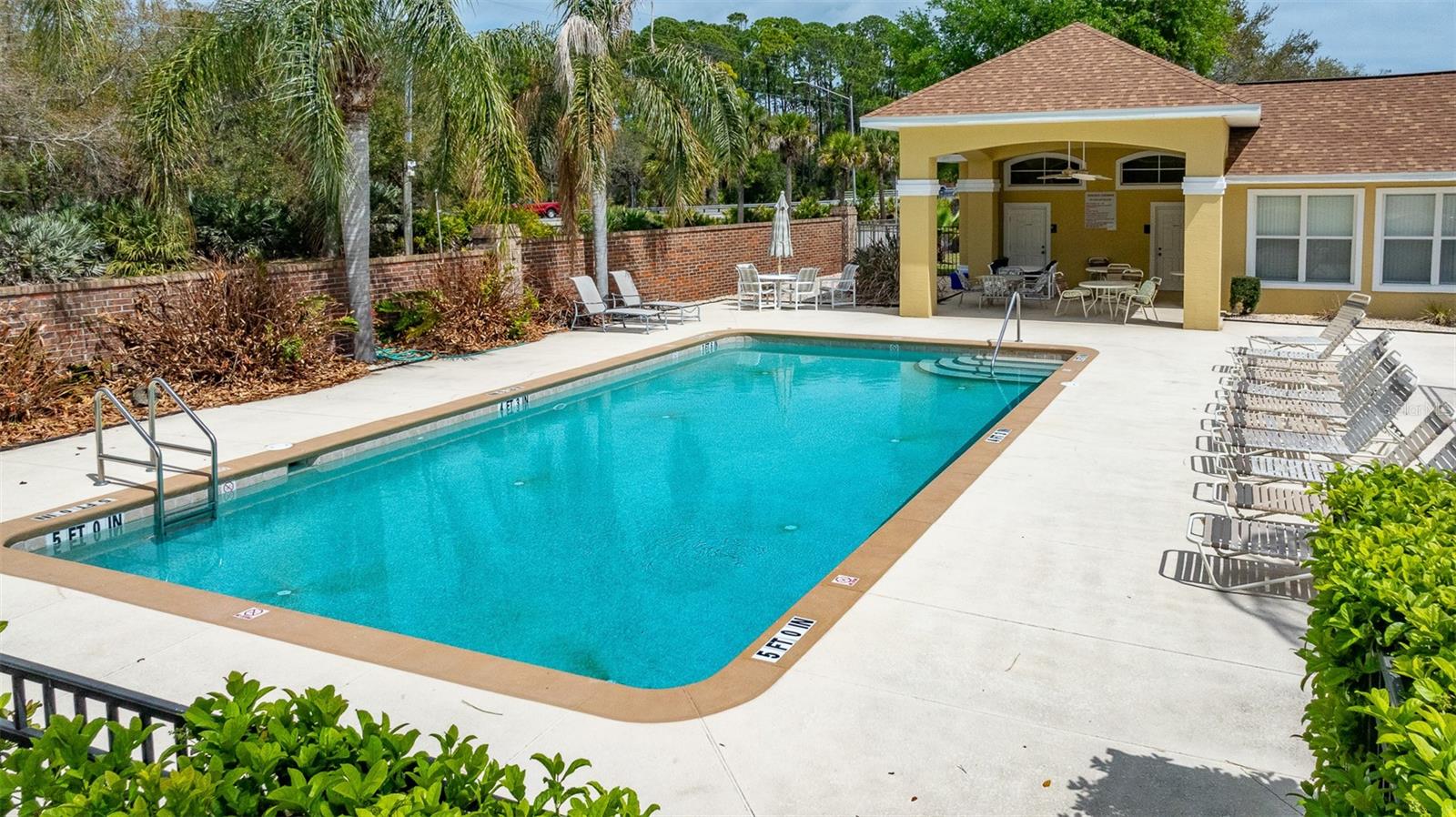 BRIDGEWATER/FLAGLER BEACH - Residential