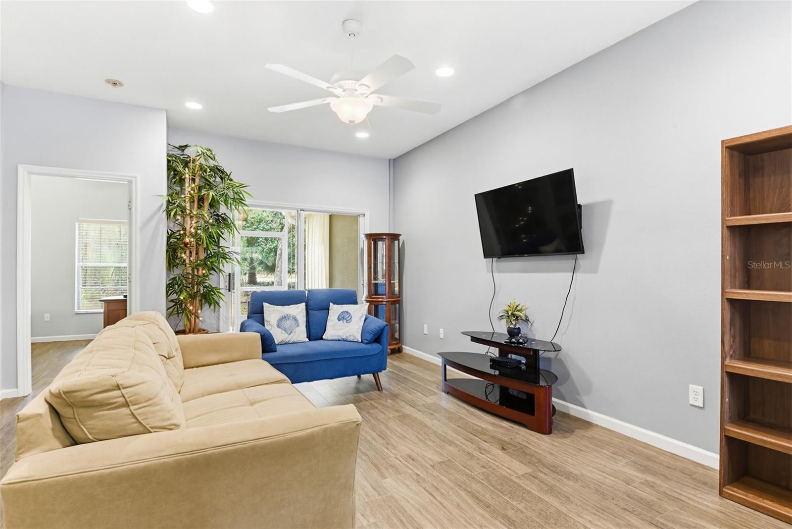 BRIDGEWATER/FLAGLER BEACH - Residential