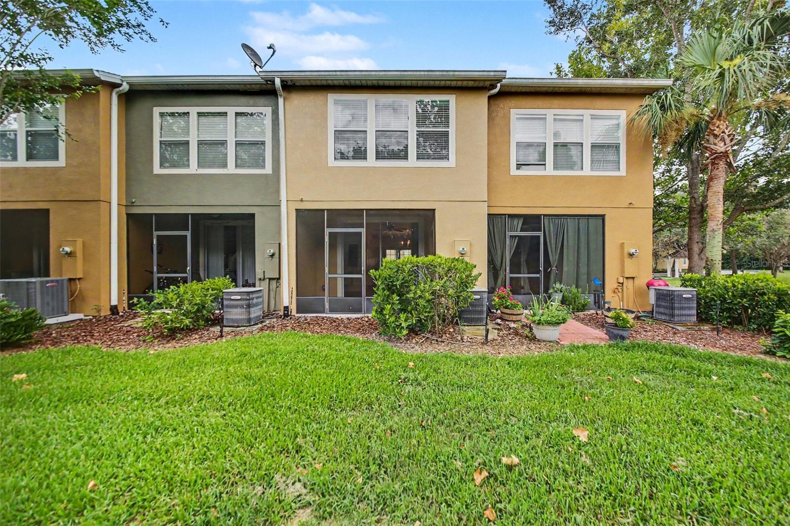 REGENCY OAKS - Residential