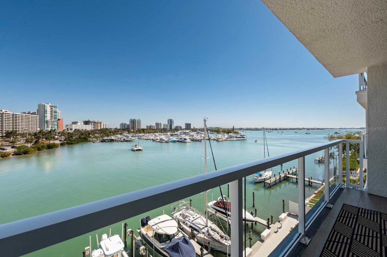 HARBOR VIEW ON GOLDEN GATE POINT - Residential