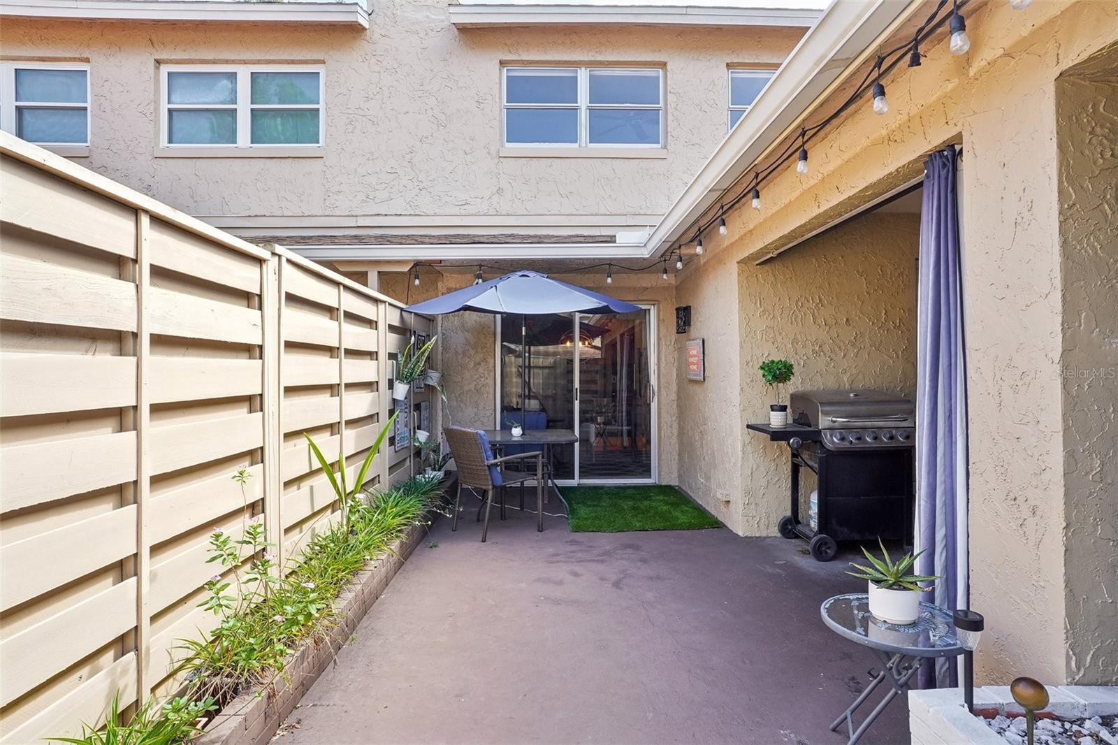 PARK LAKE TWNHS - Residential