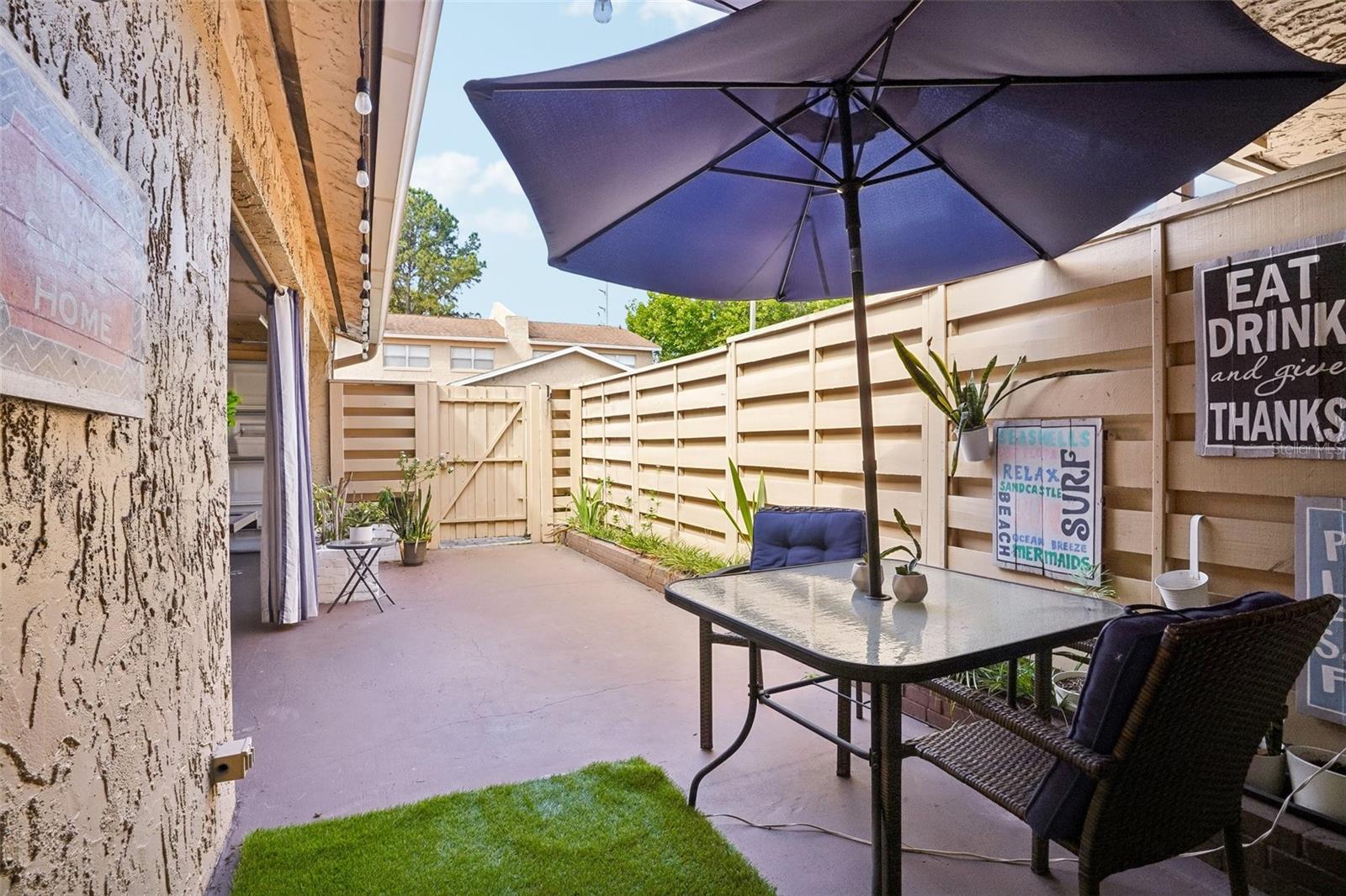 PARK LAKE TWNHS - Residential