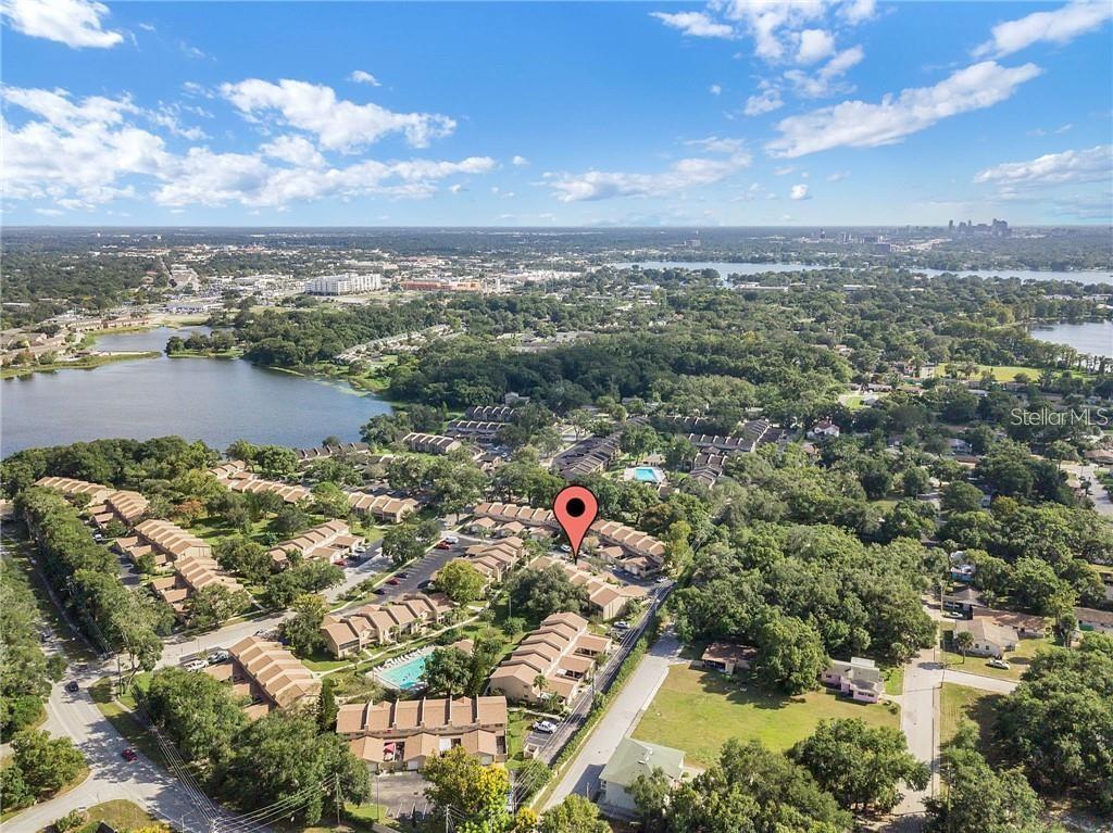 PARK LAKE TWNHS - Residential