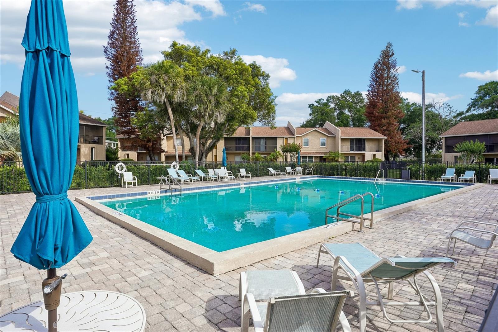 PARK LAKE TWNHS - Residential